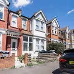 Tranquil Studio In Harlesden