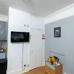Tranquil Studio In Harlesden